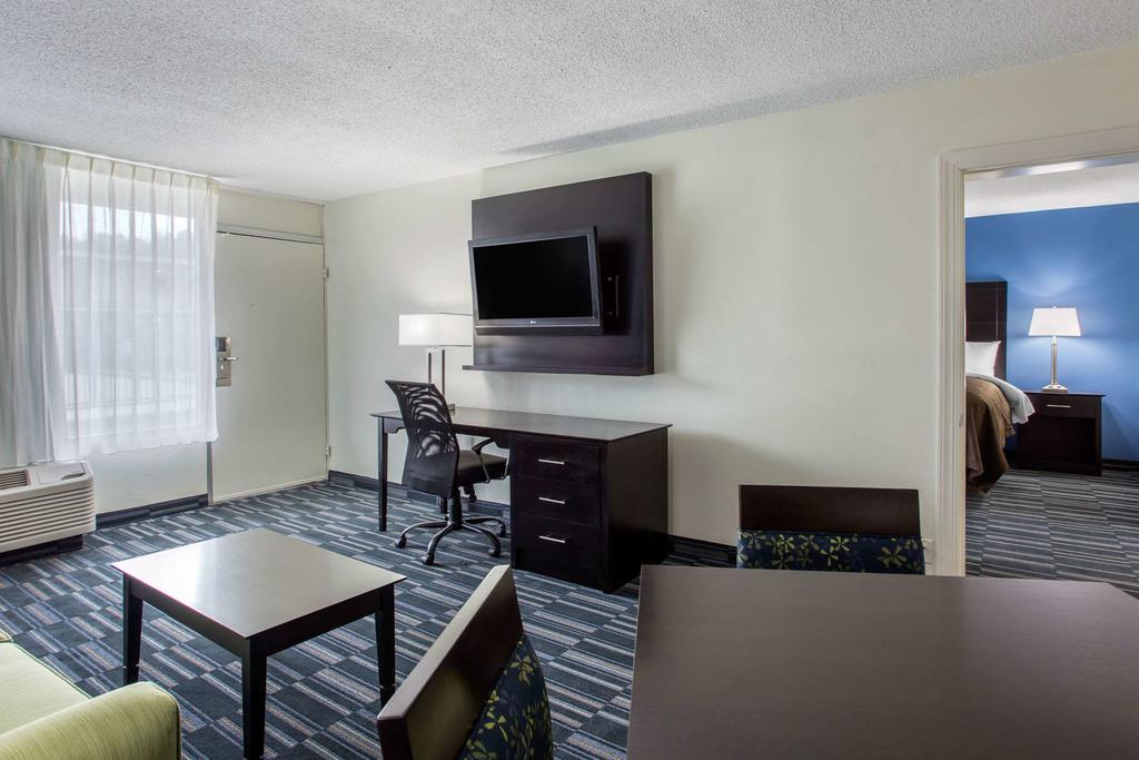 Days Inn And Suites By Wyndham Oxford Extérieur photo