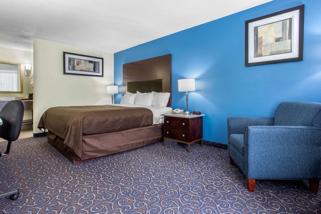 Days Inn And Suites By Wyndham Oxford Extérieur photo