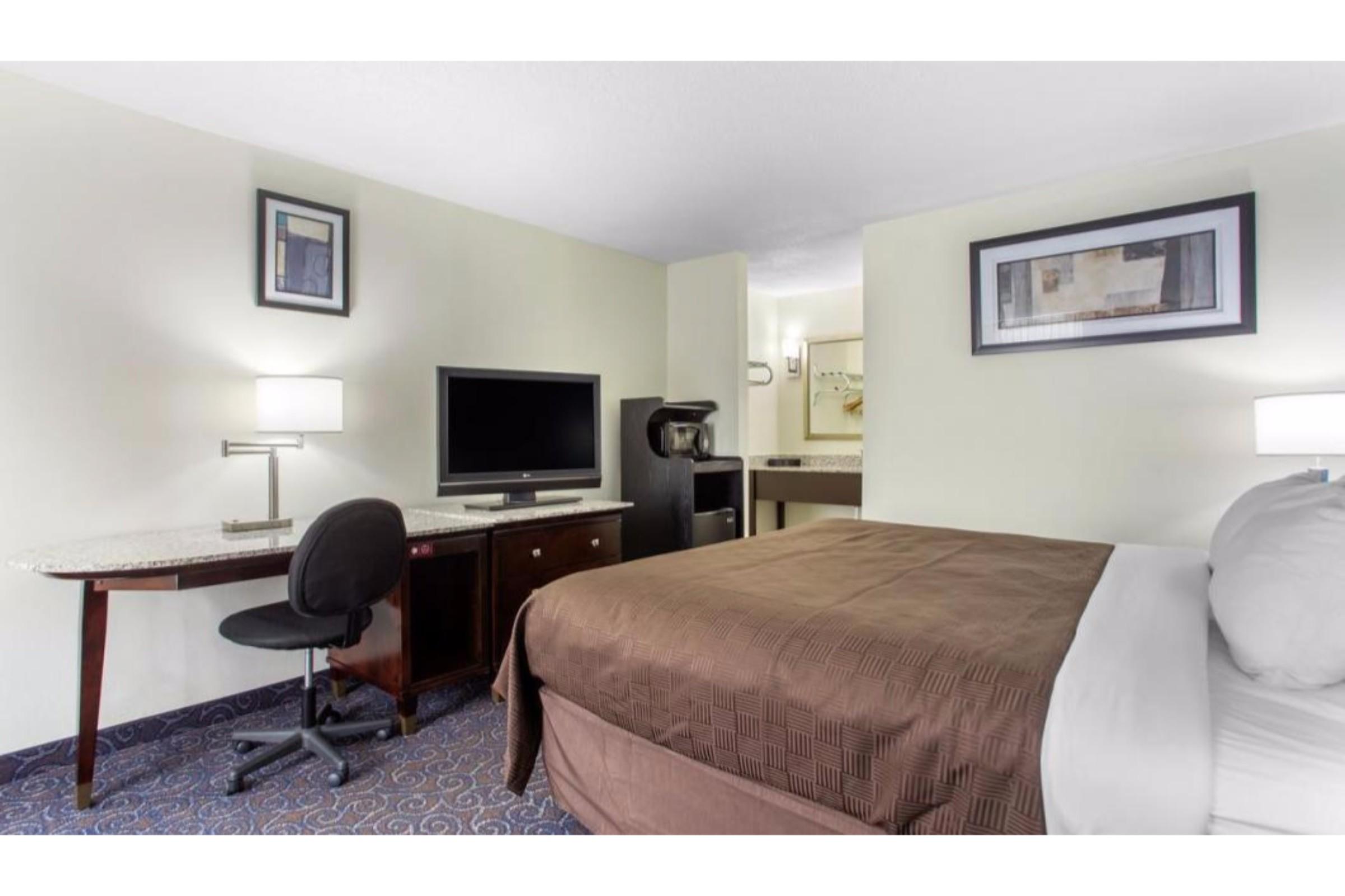 Days Inn And Suites By Wyndham Oxford Extérieur photo