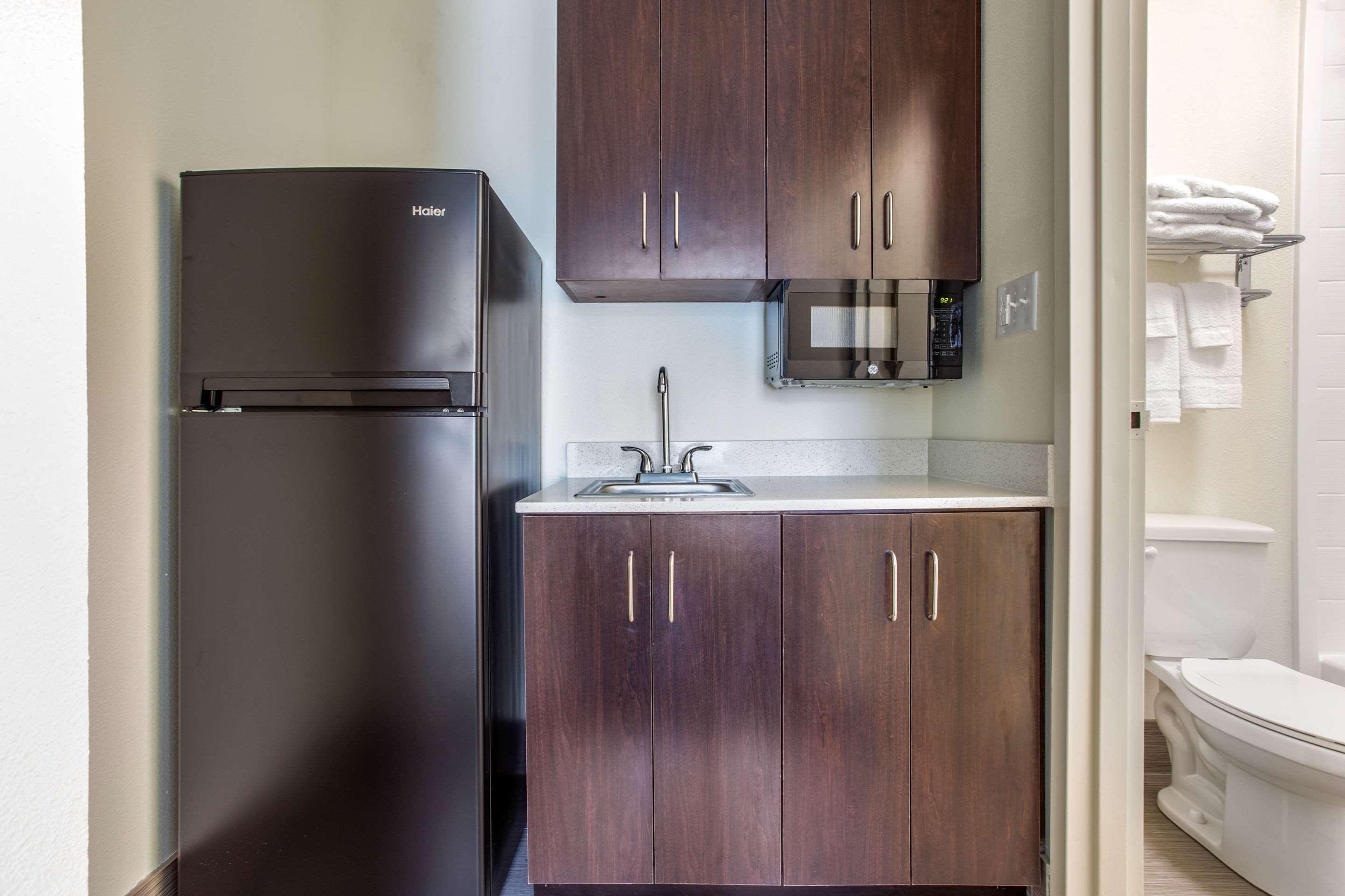 Days Inn And Suites By Wyndham Oxford Extérieur photo