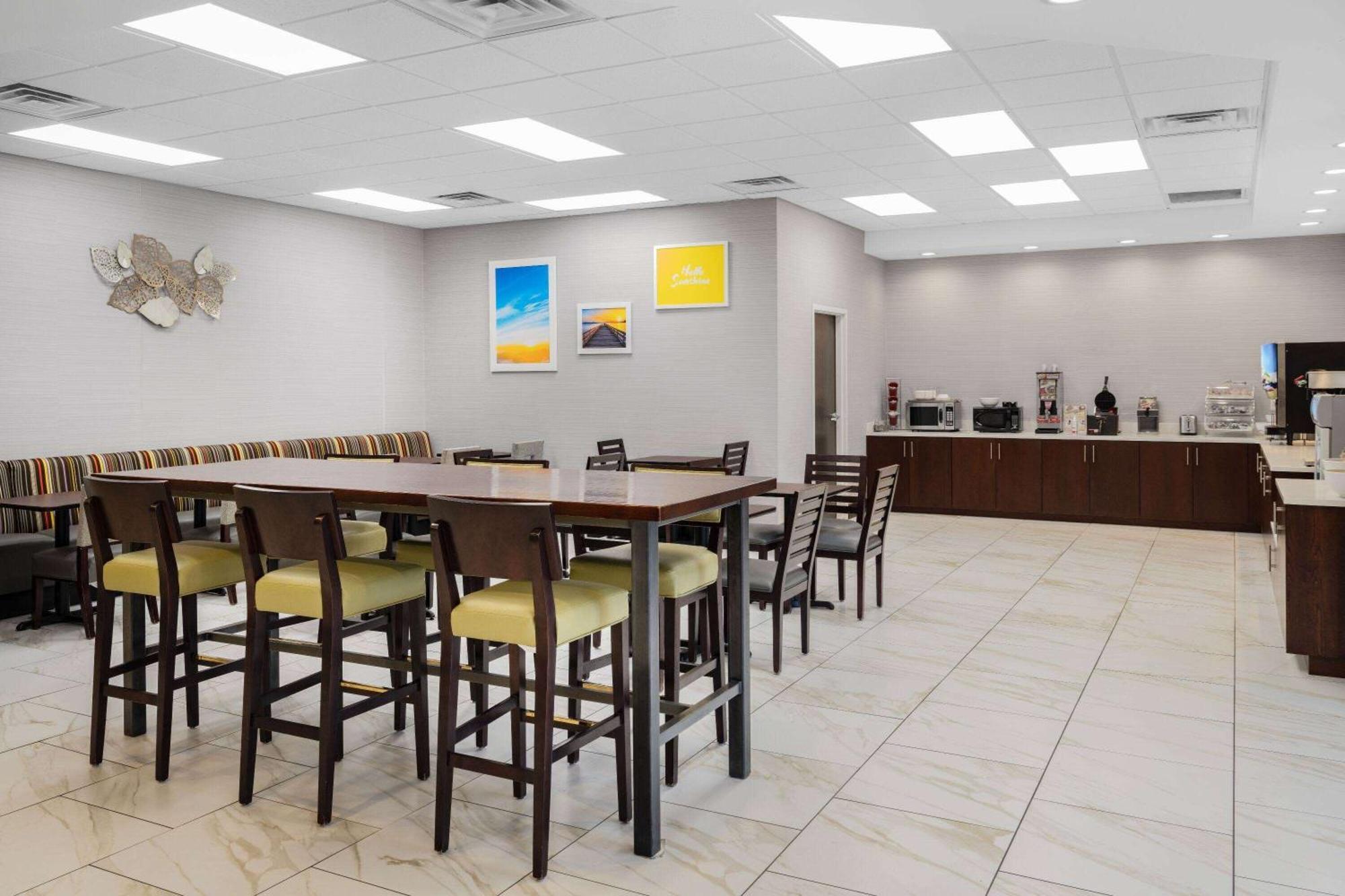 Days Inn And Suites By Wyndham Oxford Extérieur photo