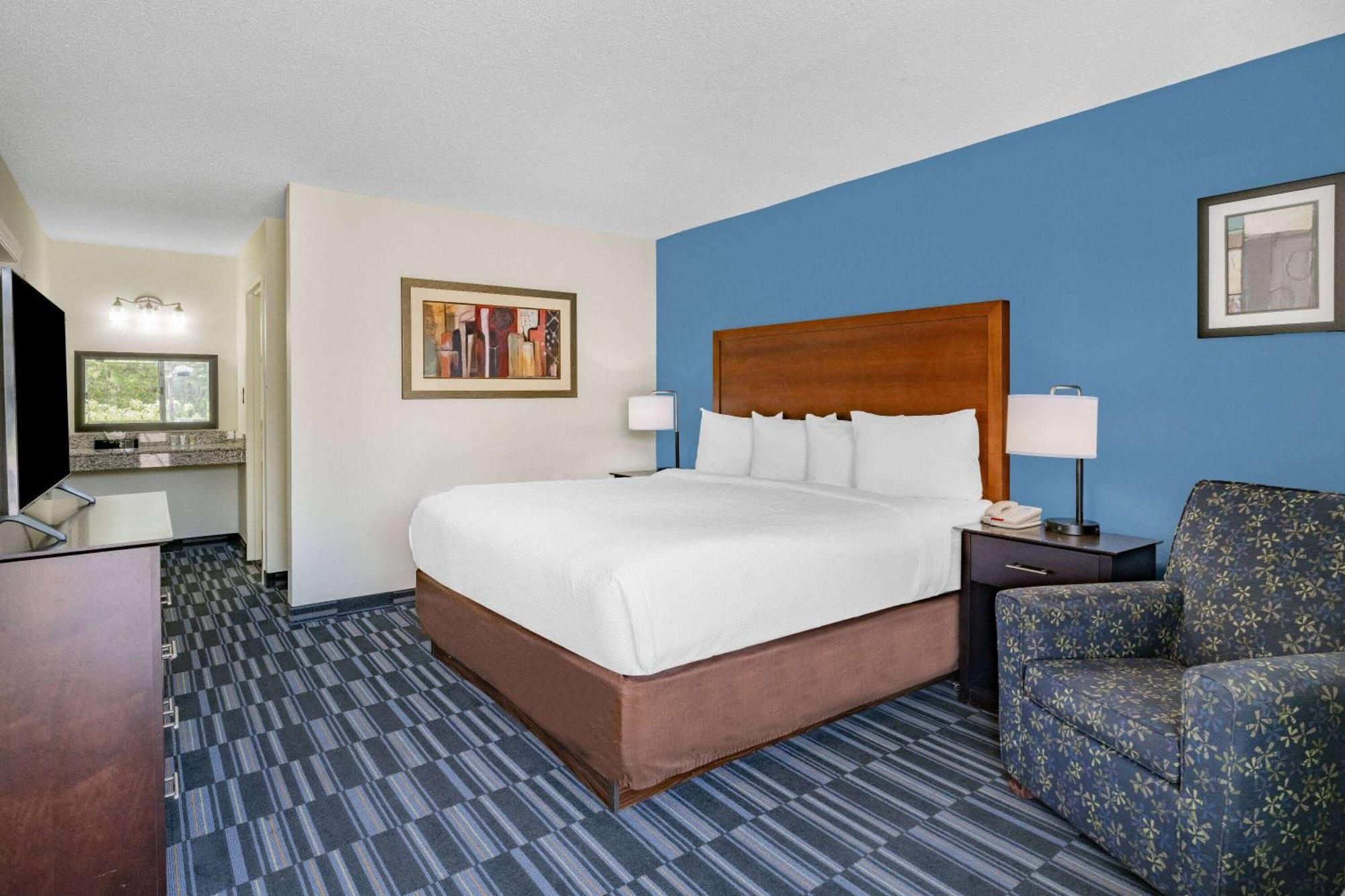Days Inn And Suites By Wyndham Oxford Extérieur photo