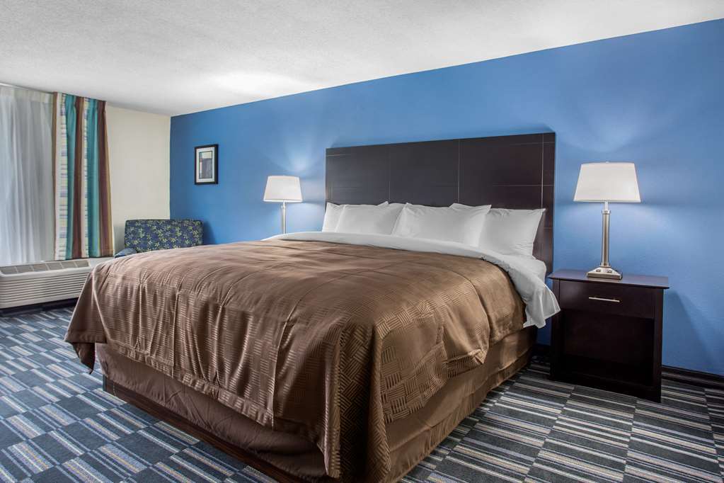 Days Inn And Suites By Wyndham Oxford Chambre photo